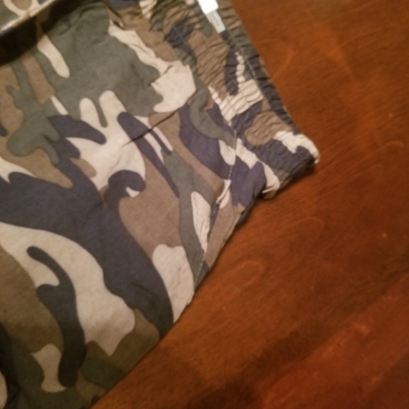 Camo joggers - Picture 2 of 6